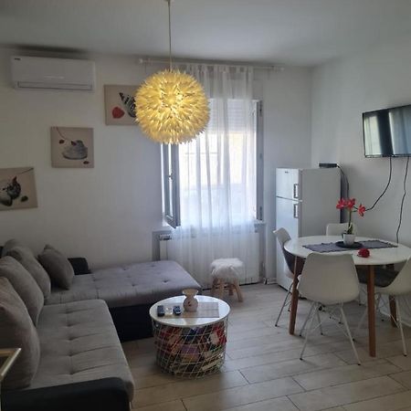 Cute Modern Apartman Zagreb Apartment Exterior foto